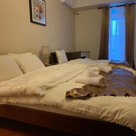 Hotel Prestige สตรูกา ภายนอก รูปภาพ
