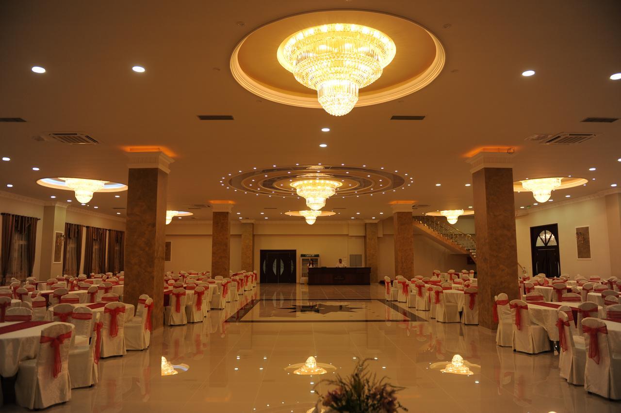 Hotel Prestige สตรูกา ภายนอก รูปภาพ