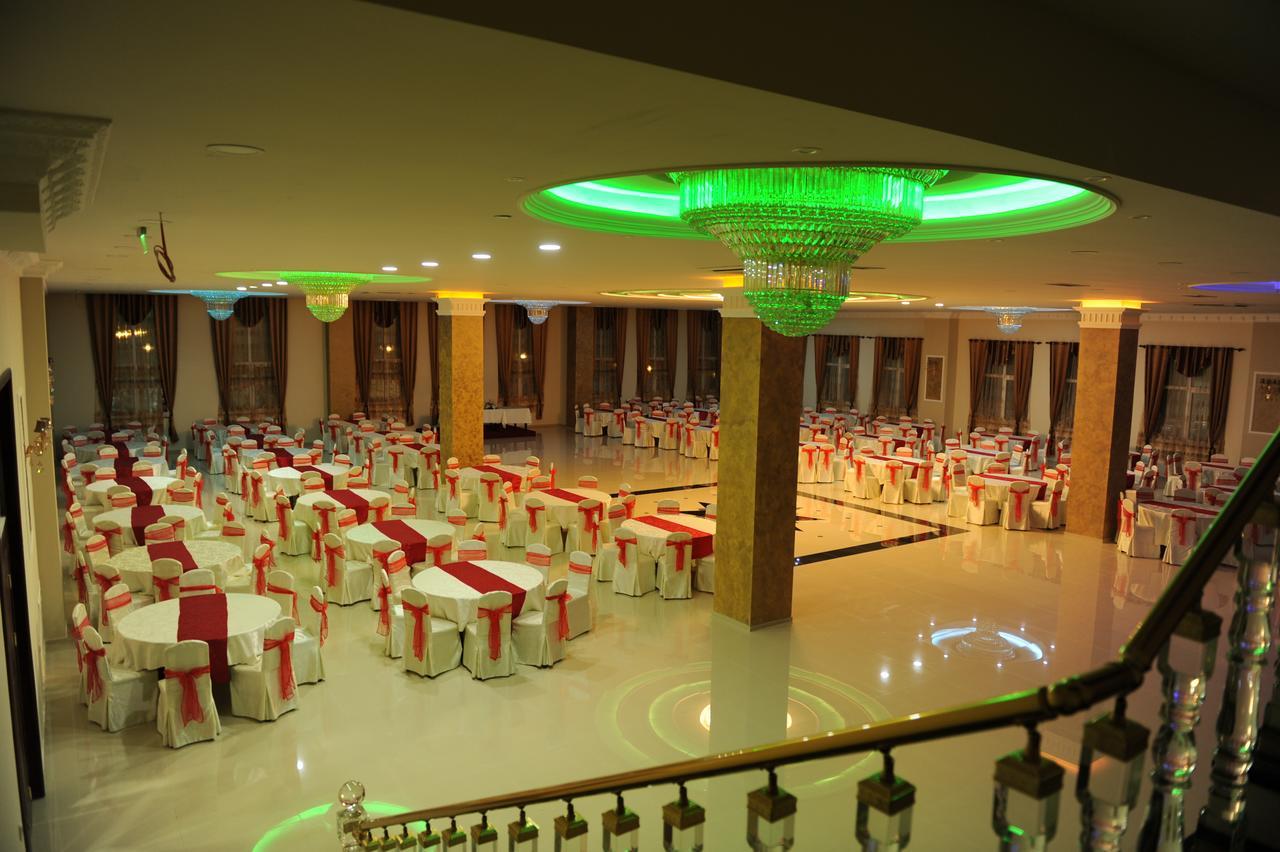 Hotel Prestige สตรูกา ภายนอก รูปภาพ