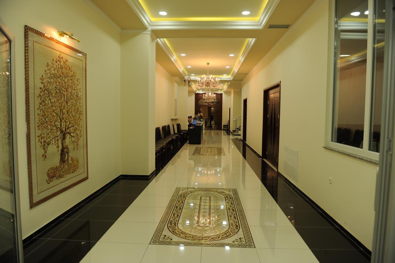 Hotel Prestige สตรูกา ภายนอก รูปภาพ