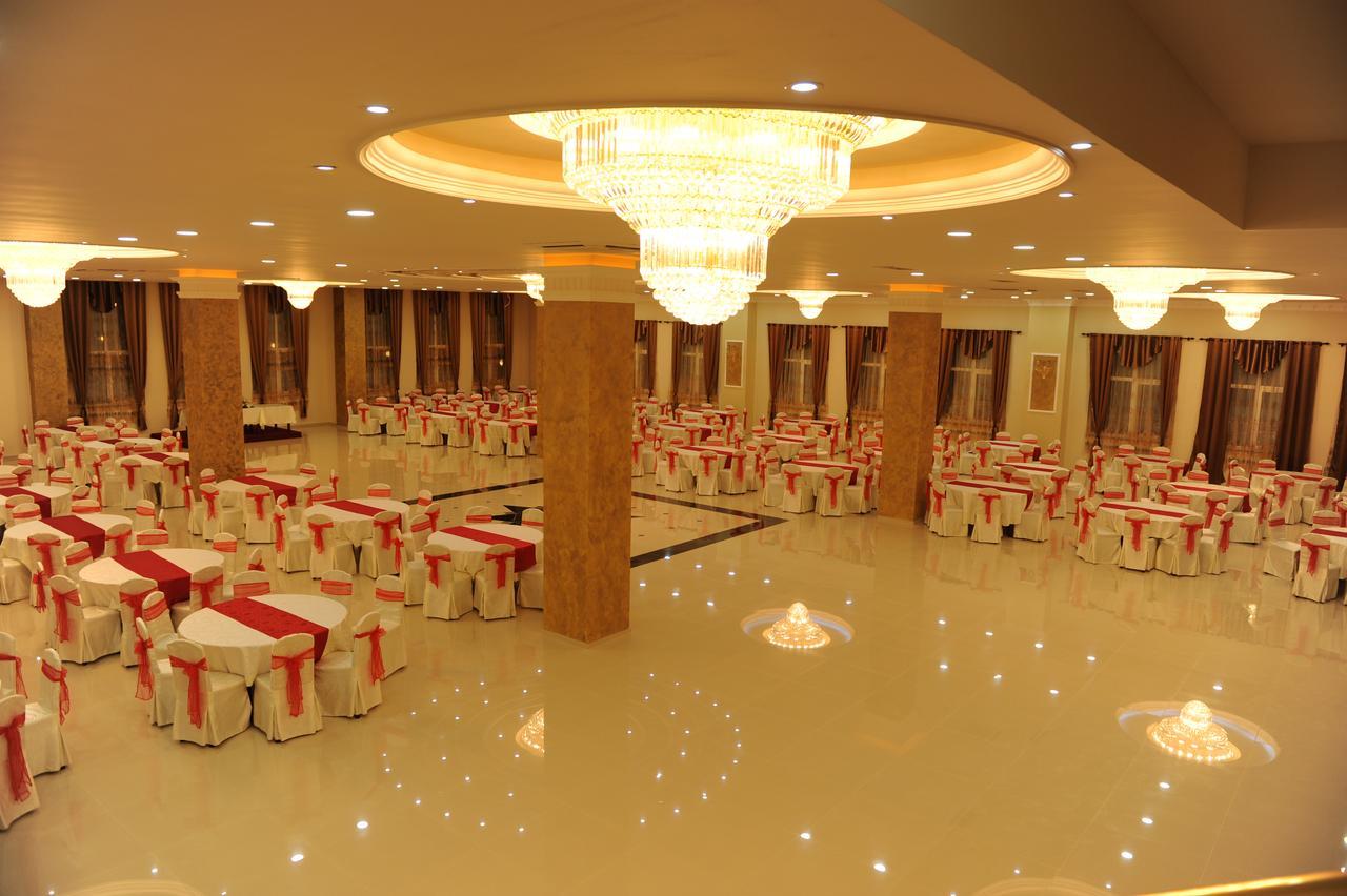 Hotel Prestige สตรูกา ภายนอก รูปภาพ